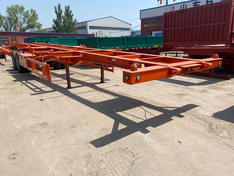 集裝箱運(yùn)輸半掛車