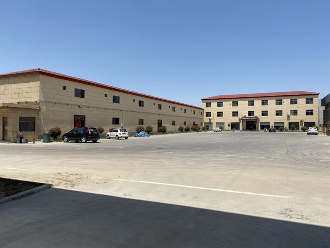 山東掛車廠房場景